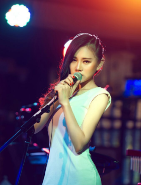 张亚男 （中国内地女歌手）