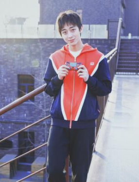 李伟捷
