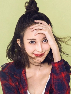 曲昱曈