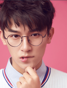 杨旭文